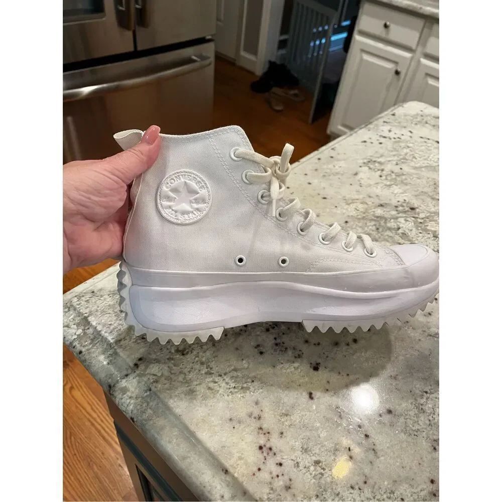 Converse Run Star Hike High Triple White Sneakers sz Mens 9.5 Womens 11 EUC